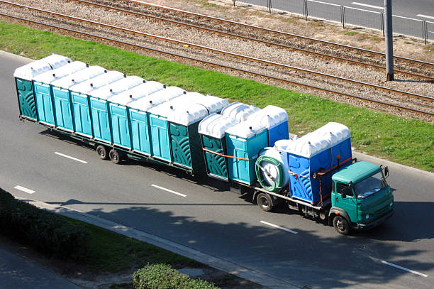 Affordable portable toilet rental in Seeley, CA